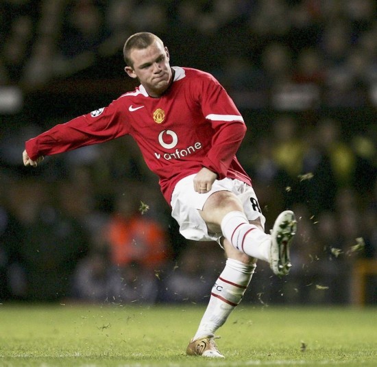 公共交通的 公共交通的